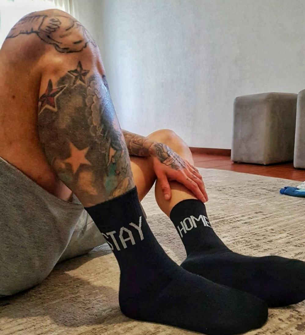 CALCETINES STAY HOME