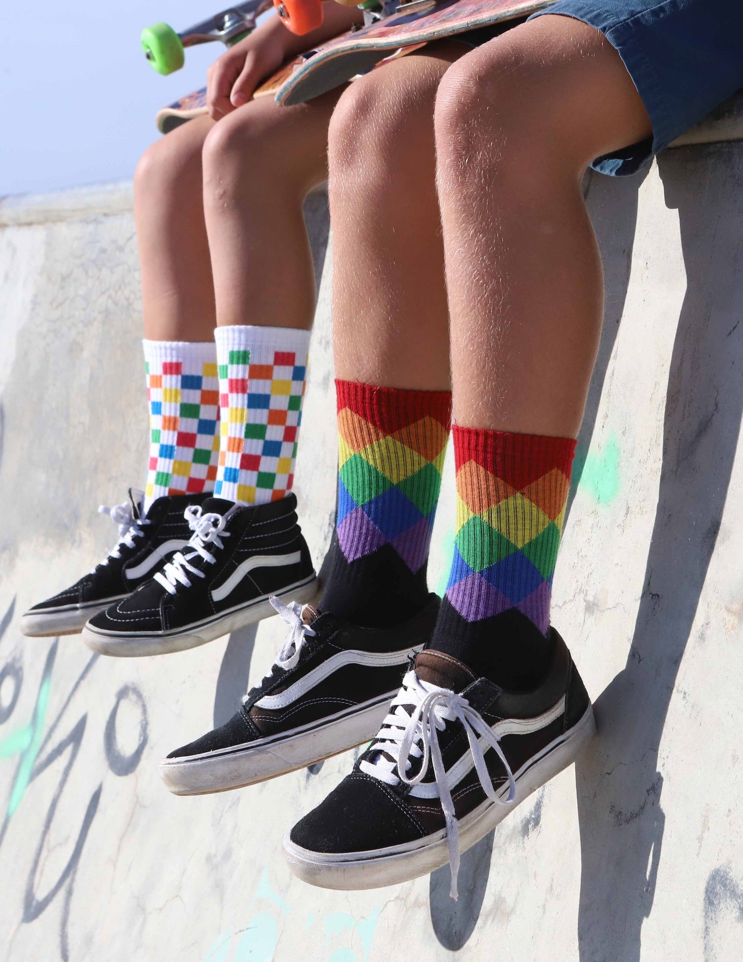 OLD SCHOOL COLORS SOCKS
